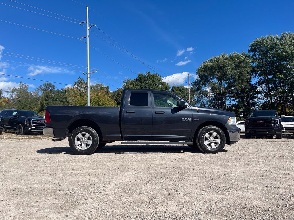 Used 2018 RAM 1500 ST w/ SXT Appearance Group AWD/4WD image 6