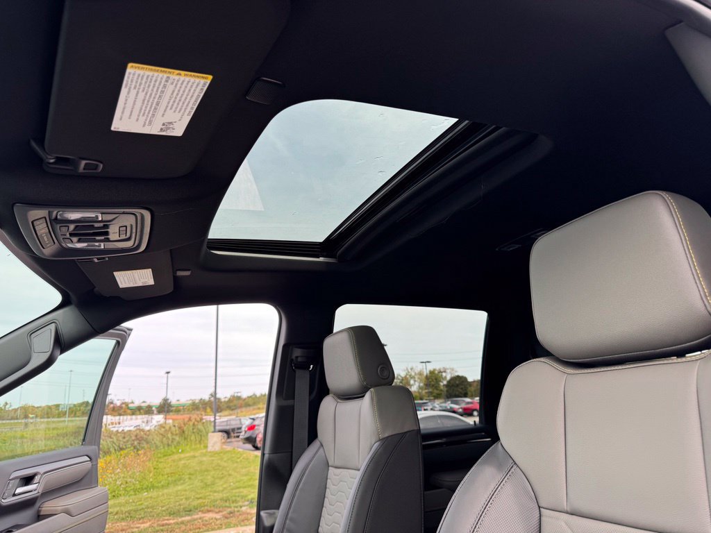 New 2026 Chevrolet Silverado 2500 ZR2 w/ LPO, Dark Essentials Package AWD/4WD image 14