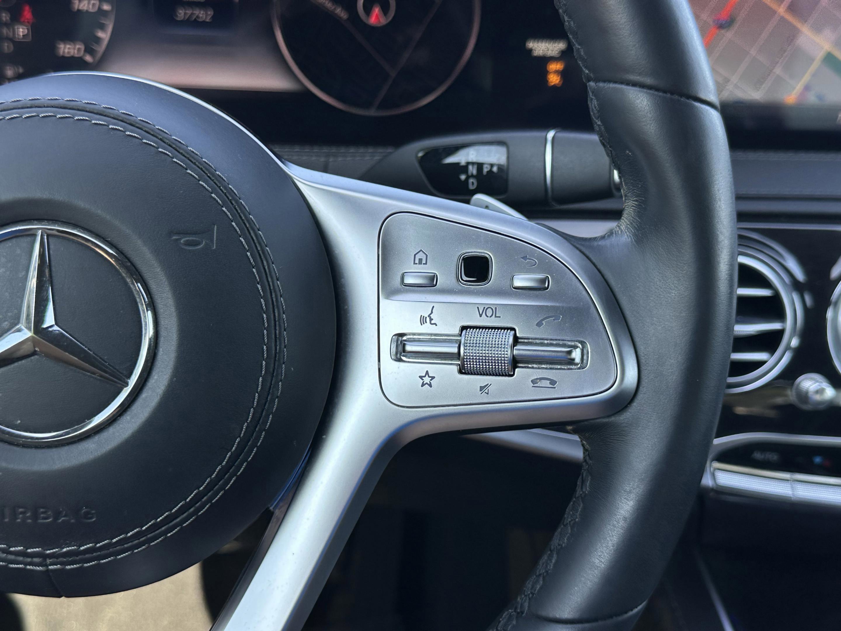 Used 2020 Mercedes-Benz S 560 4MATIC Sedan image 36