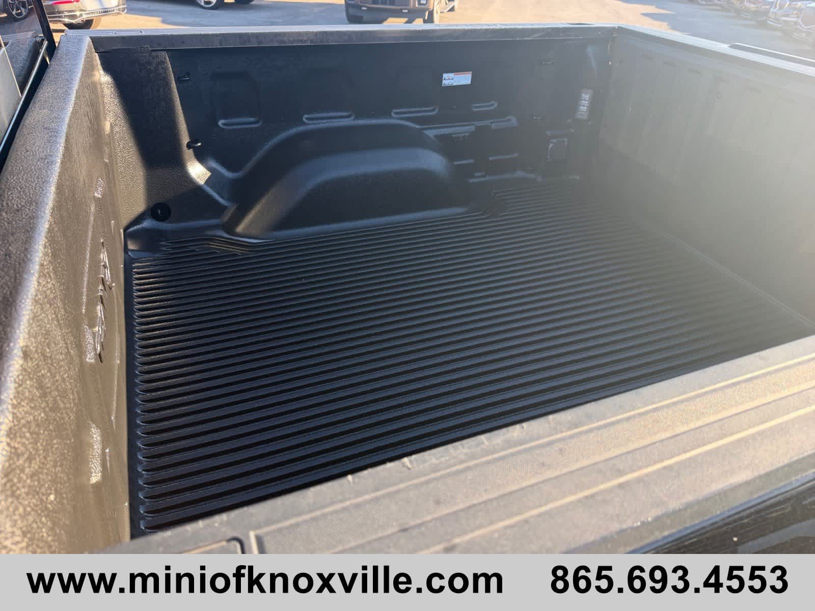 Used 2023 Chevrolet Silverado 1500 LTZ w/ LTZ Convenience Package II AWD/4WD image 11