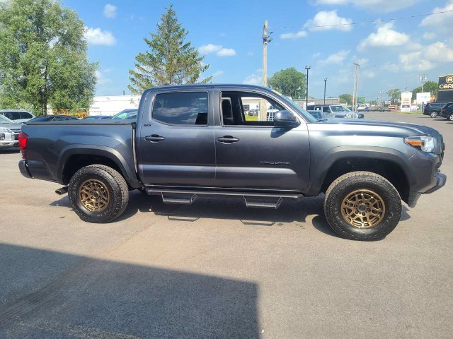 Used 2023 Toyota Tacoma 4x4 Double Cab w/ Trail Edition image 5