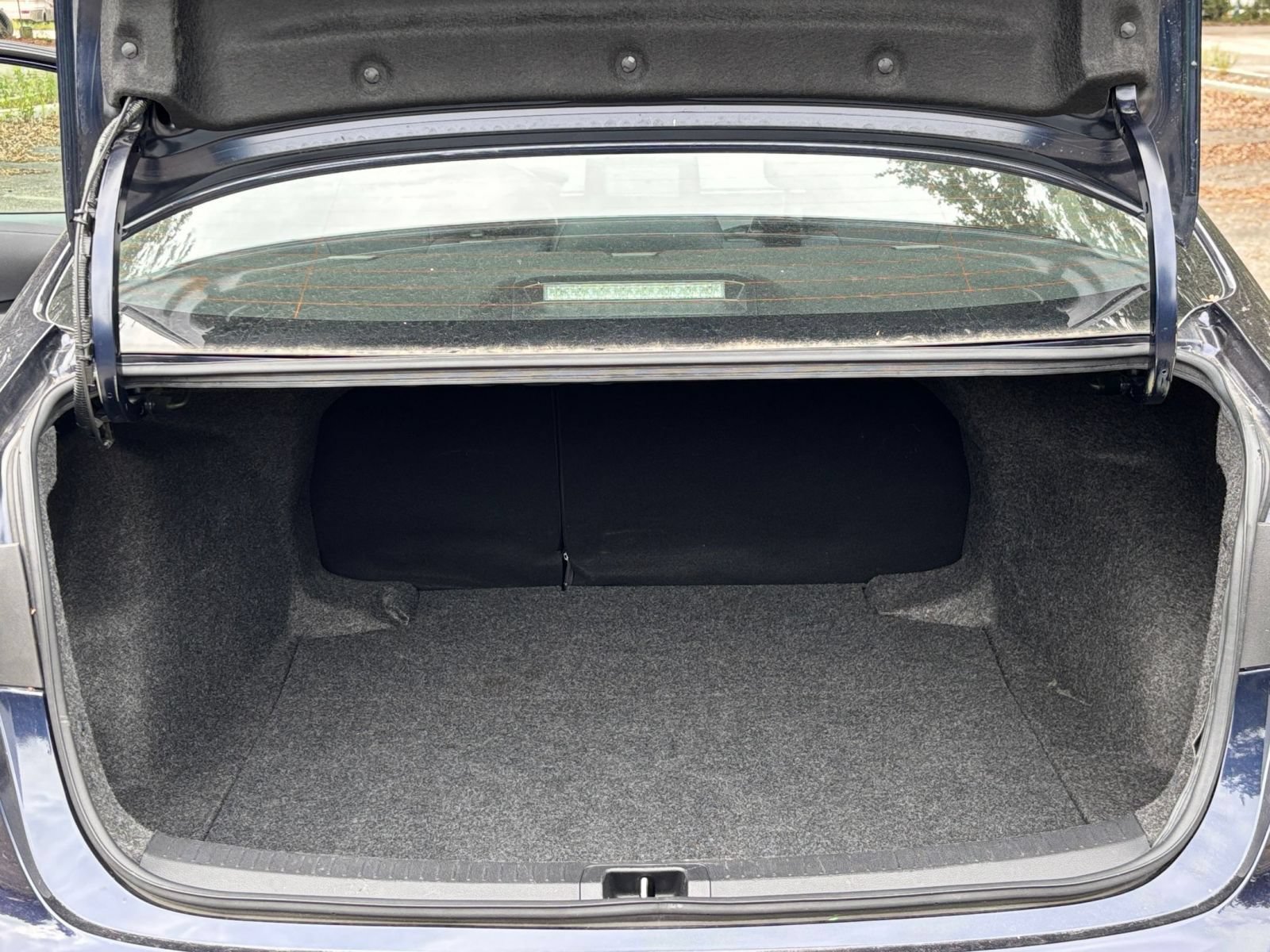 Used 2025 Toyota Corolla LE FWD image 28