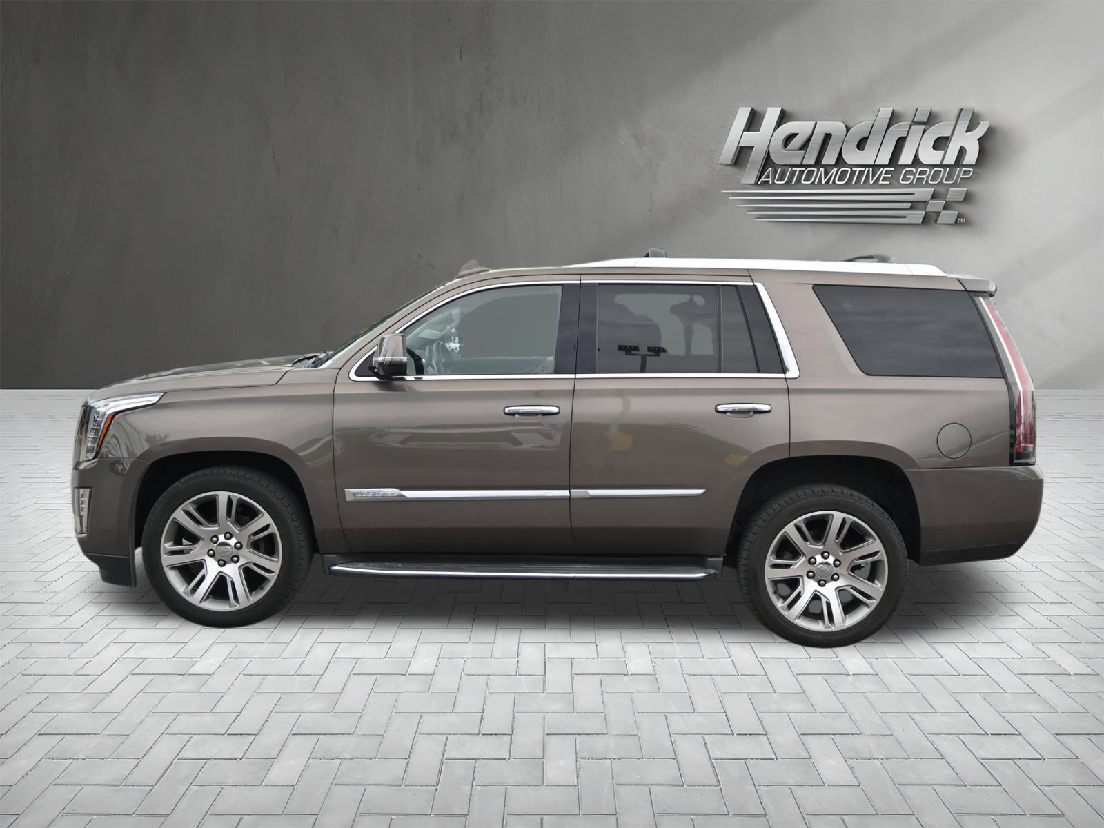 Used 2015 Cadillac Escalade Premium AWD/4WD image 6