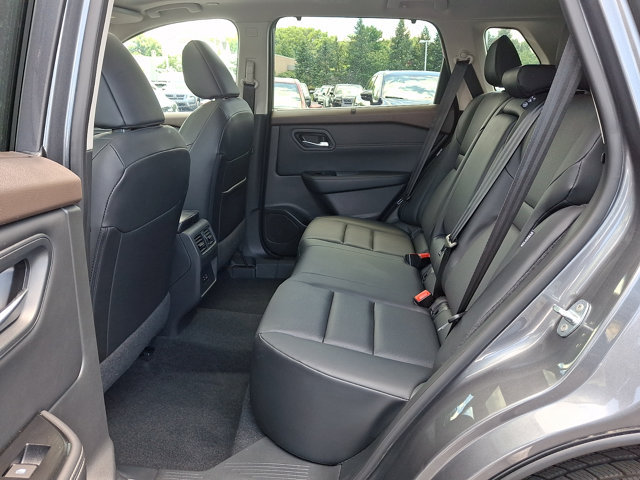 Certified 2023 Nissan Rogue SV w/ SV Premium B Package AWD/4WD image 10