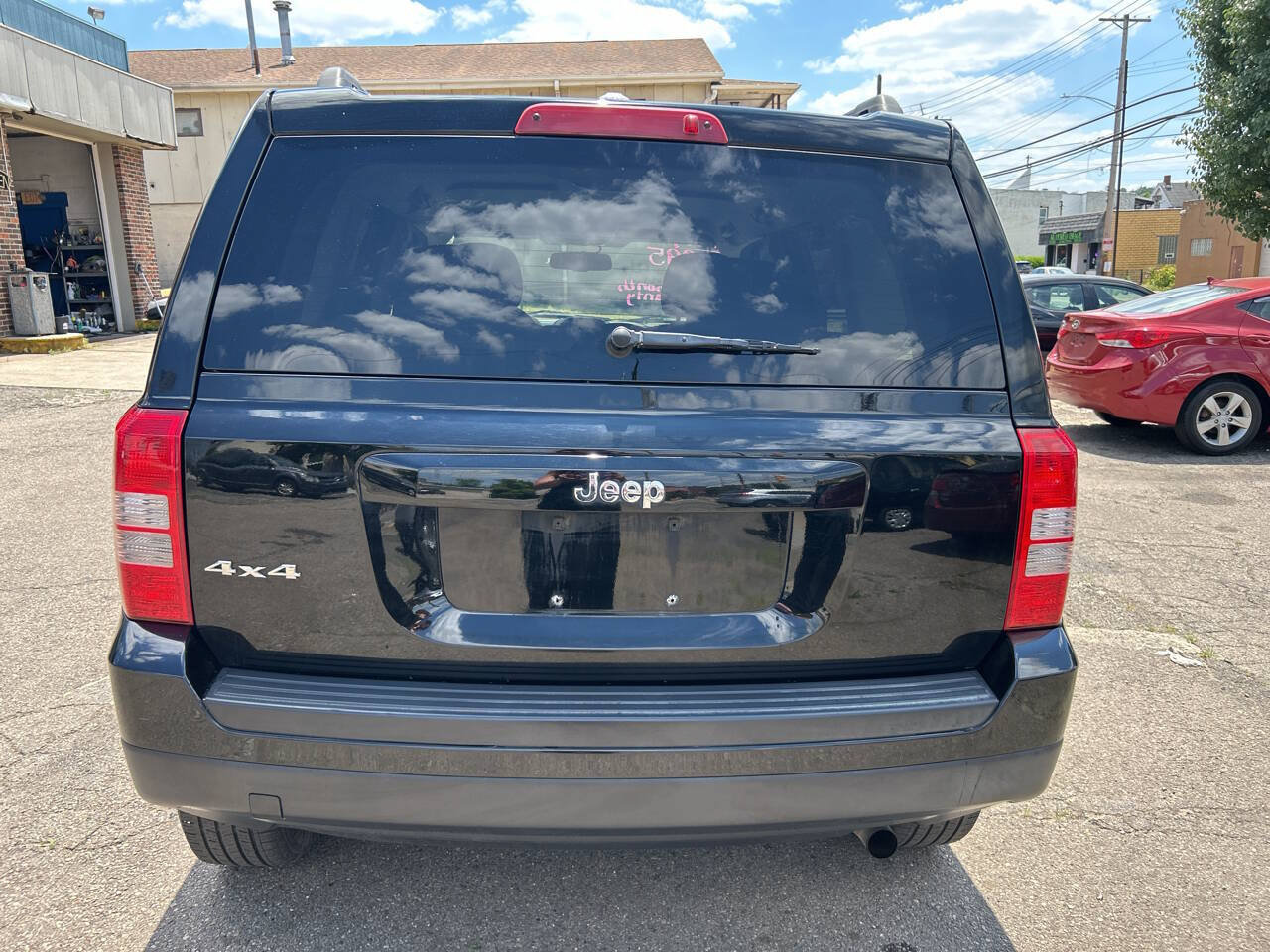Used 2017 Jeep Patriot Sport w/ Power Value Group AWD/4WD image 6
