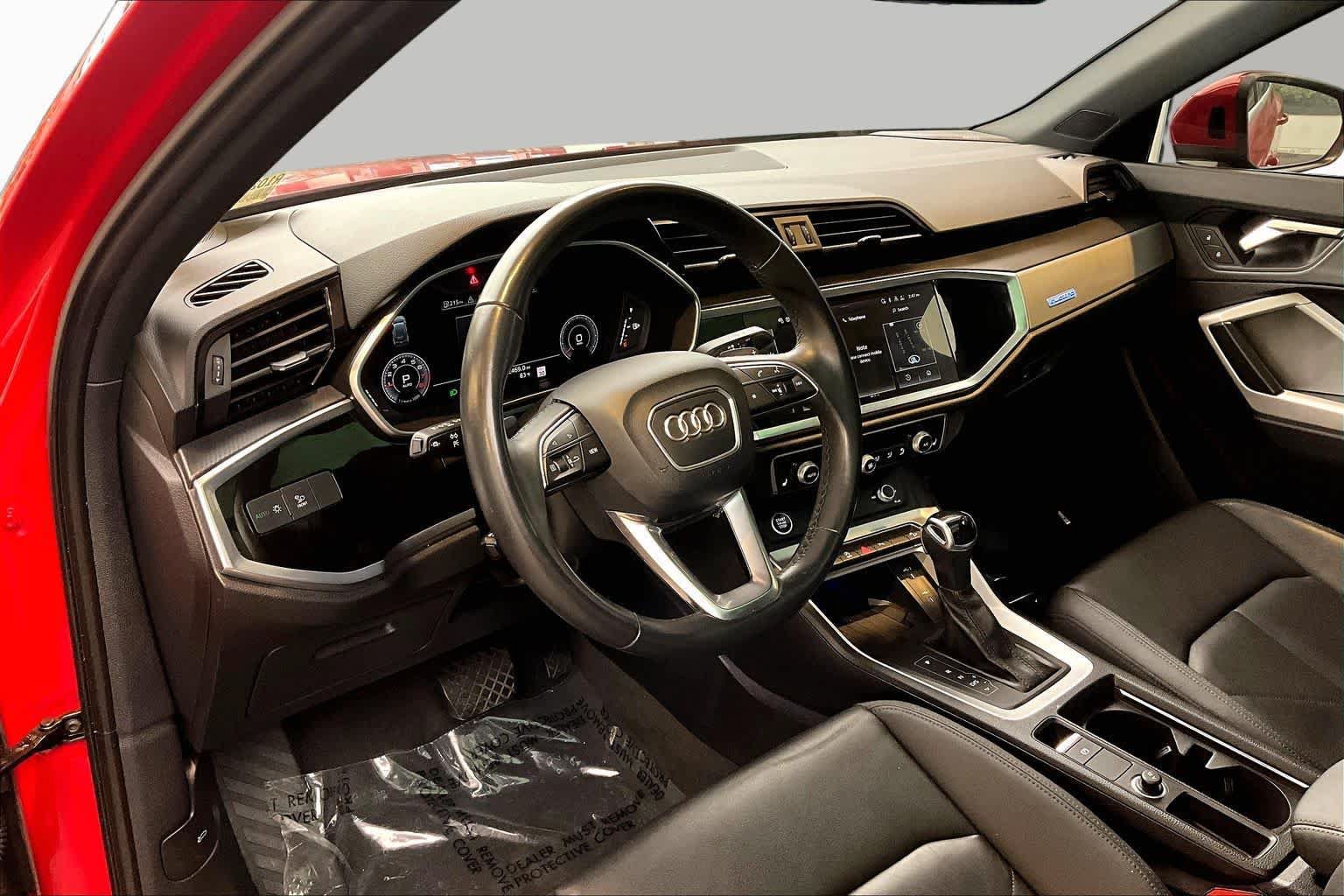 Used 2024 Audi Q3 2.0T Premium Plus AWD/4WD image 18