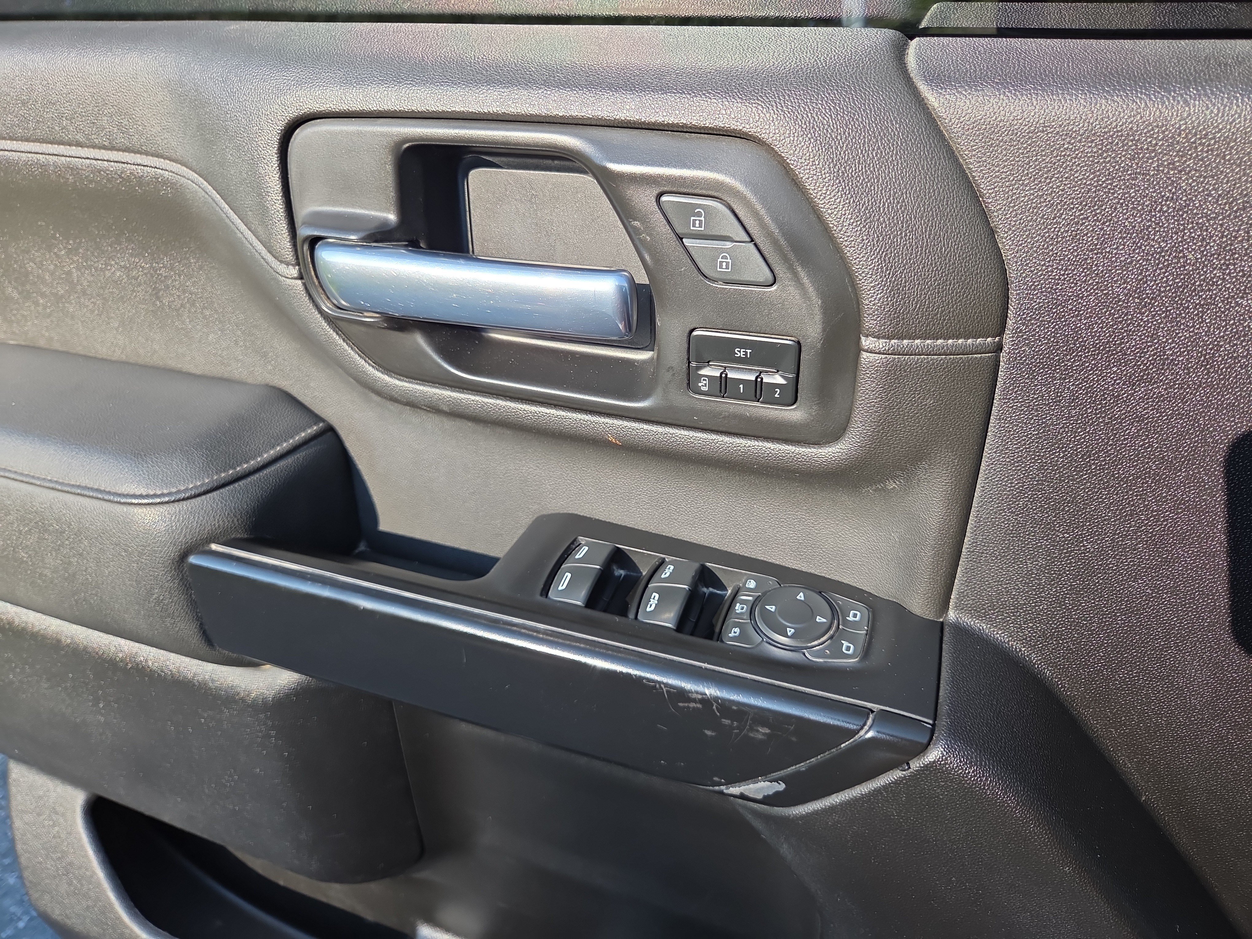 Used 2022 Chevrolet Silverado 2500 LTZ w/ Safety Package AWD/4WD image 30