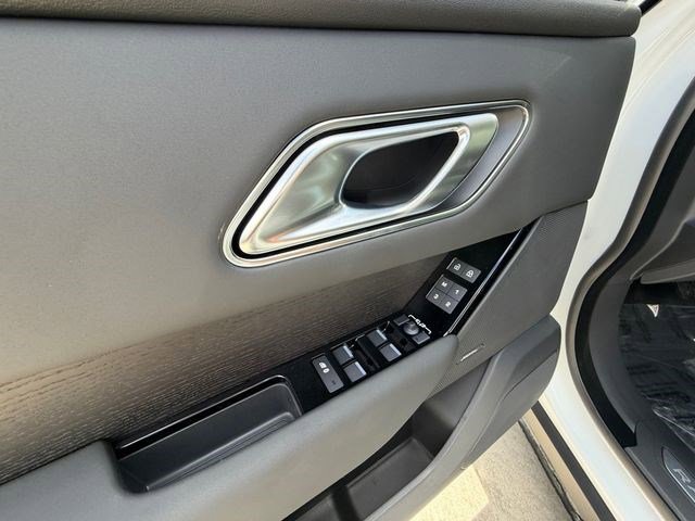 New 2026 Land Rover Range Rover Velar S AWD/4WD image 12