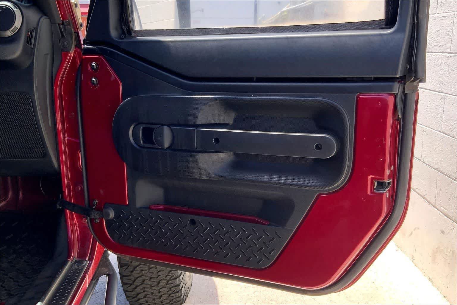 Used 2012 Jeep Wrangler Unlimited Sport w/ Connectivity Group AWD/4WD image 26