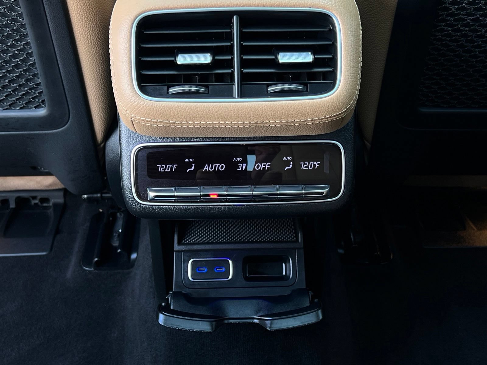 Used 2024 Mercedes-Benz GLS 450 4MATIC image 29