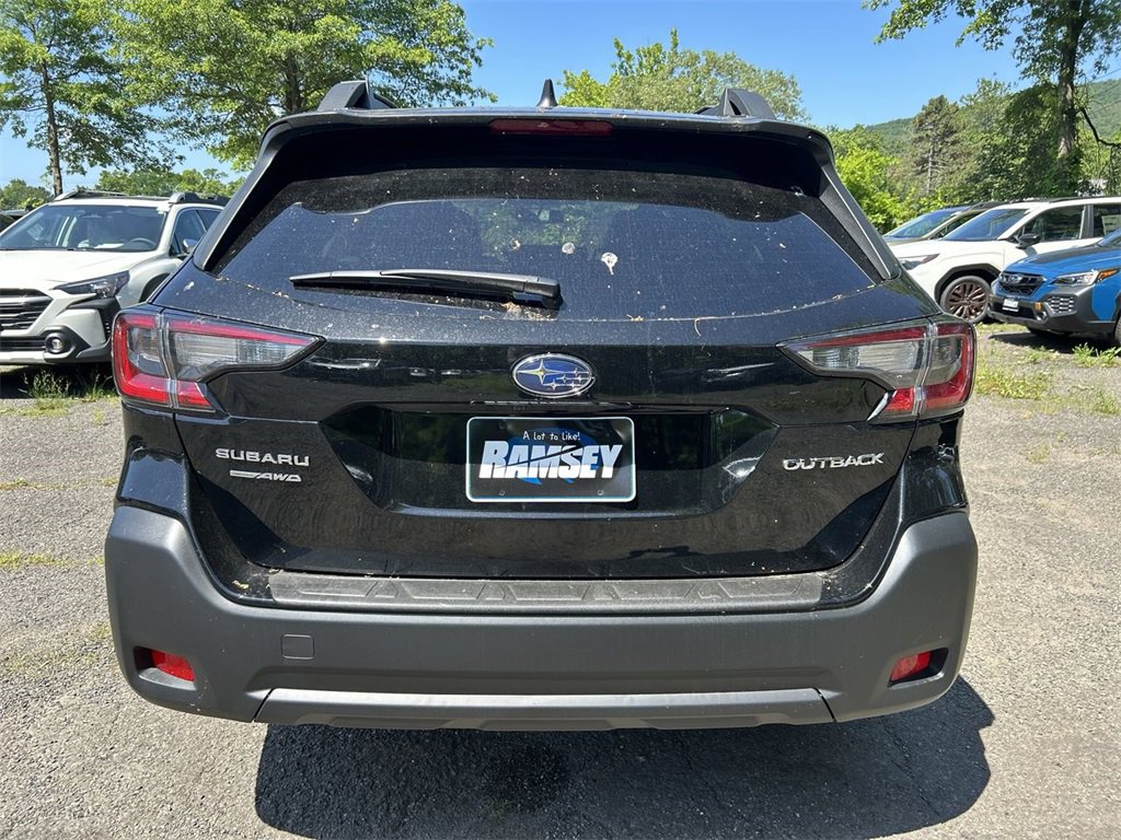 Certified 2025 Subaru Outback Premium image 16