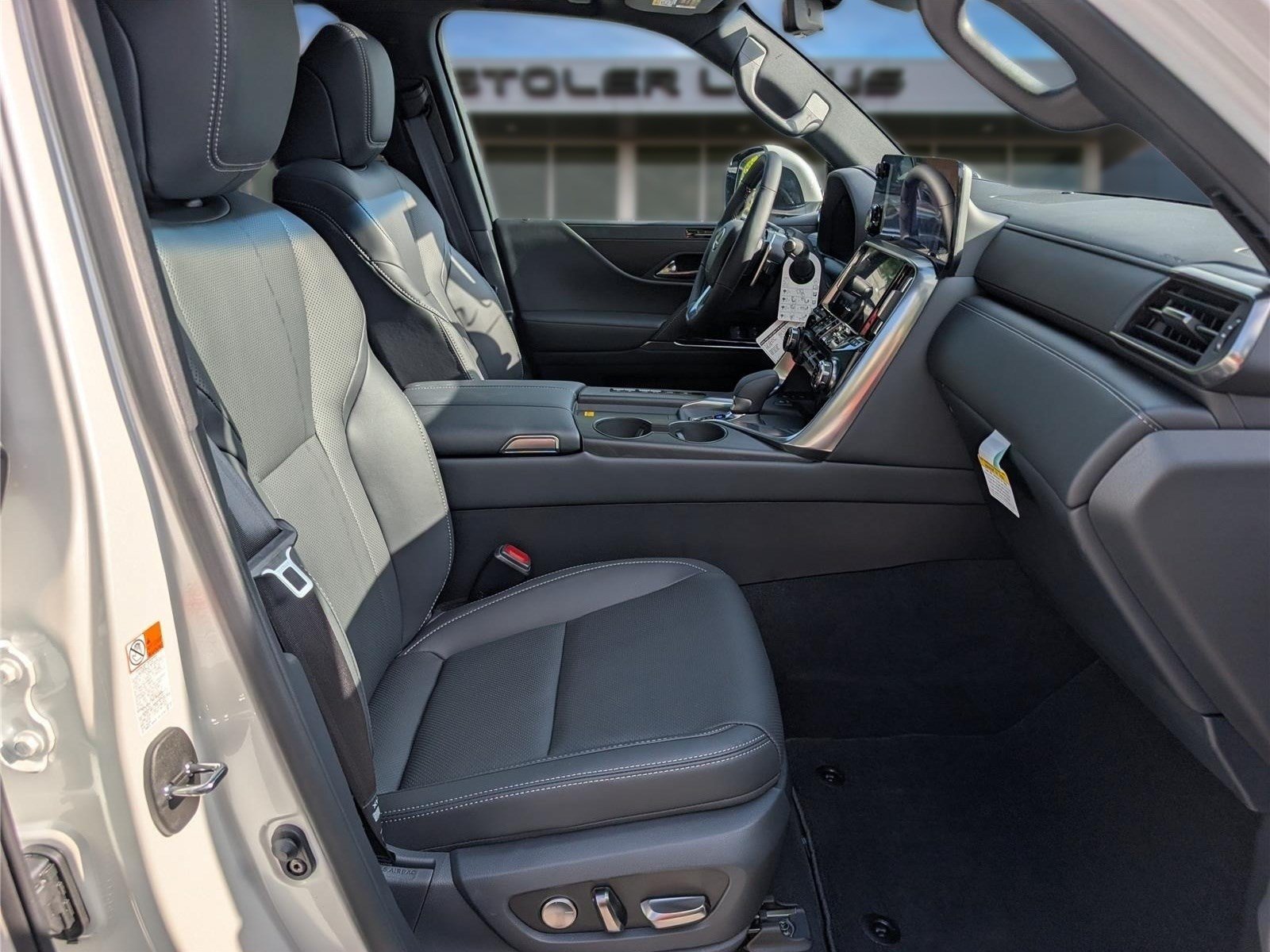 New 2026 Lexus LX 700h Luxury w/ Accessory Package (Z1) AWD/4WD image 7