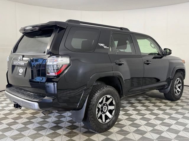 Used 2022 Toyota 4Runner TRD Off-Road AWD/4WD image 6