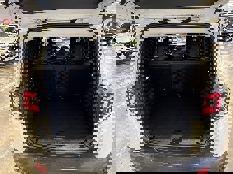 Used 2016 Jeep Renegade Limited image 24