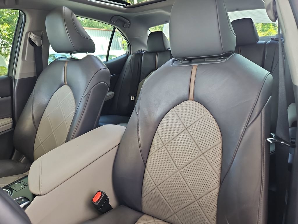 Used 2018 Toyota Camry XLE w/ Audio Package FWD image 25