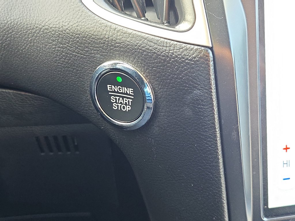 Certified 2024 Ford Edge SEL image 28