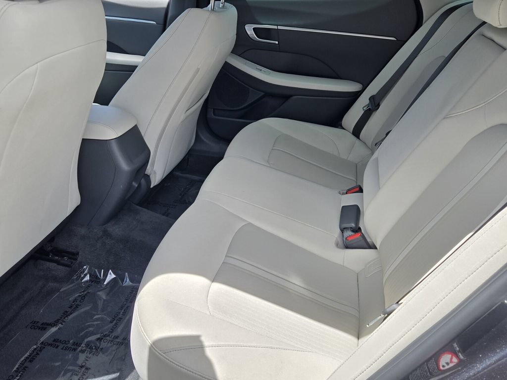 Certified 2023 Hyundai Sonata SEL FWD image 11