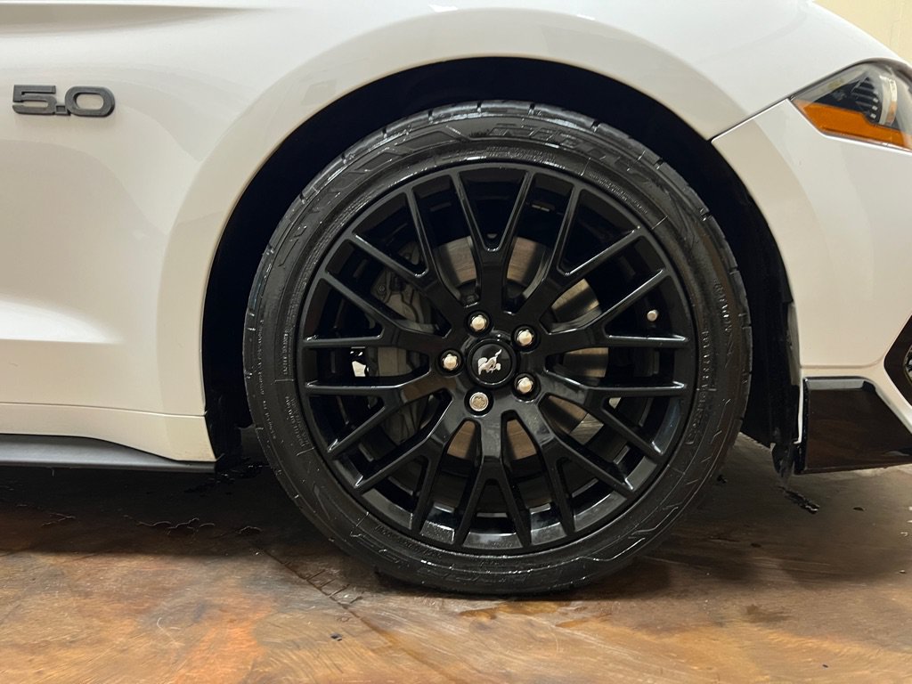 Used 2019 Ford Mustang GT Premium w/ Equipment Group 401A RWD image 12