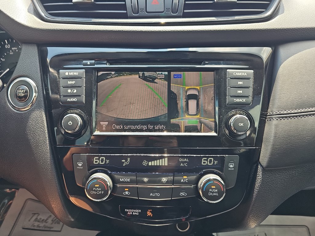 Used 2020 Nissan Rogue SL FWD image 23