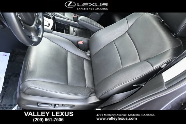 Used 2020 Honda Pilot Touring image 13