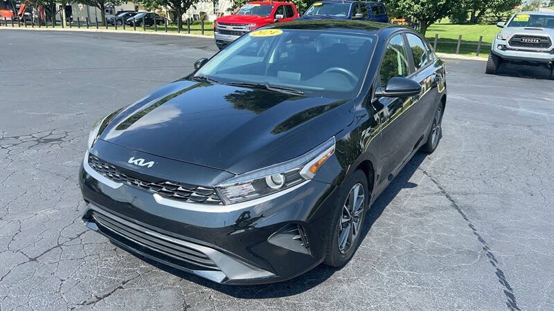 Used 2024 Kia Forte LXS FWD image 4