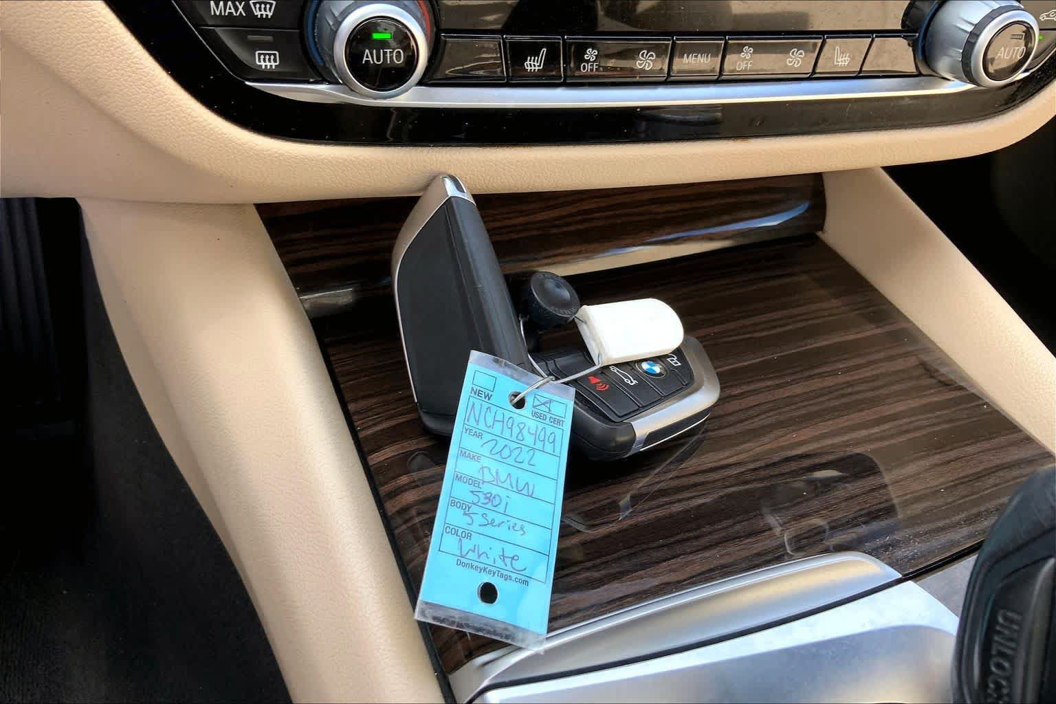 Used 2022 BMW 530i xDrive AWD/4WD image 15