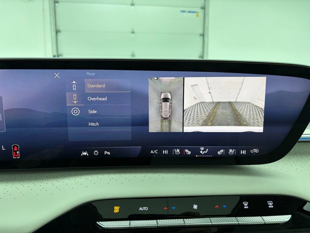 New 2026 Buick Enclave Avenir image 3