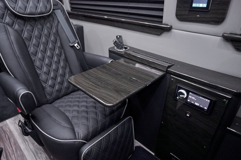 Used 2024 Mercedes-Benz Sprinter 3500 w/ Parking Package image 82