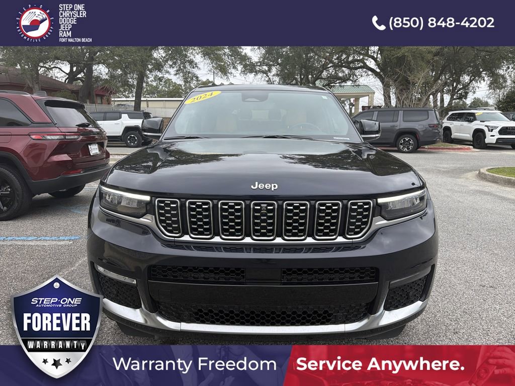 Used 2024 Jeep Grand Cherokee L Summit w/ Rear Seat Video Group I AWD/4WD image 9