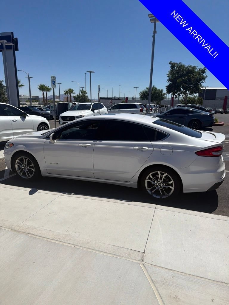 Used 2019 Ford Fusion Titanium FWD image 5