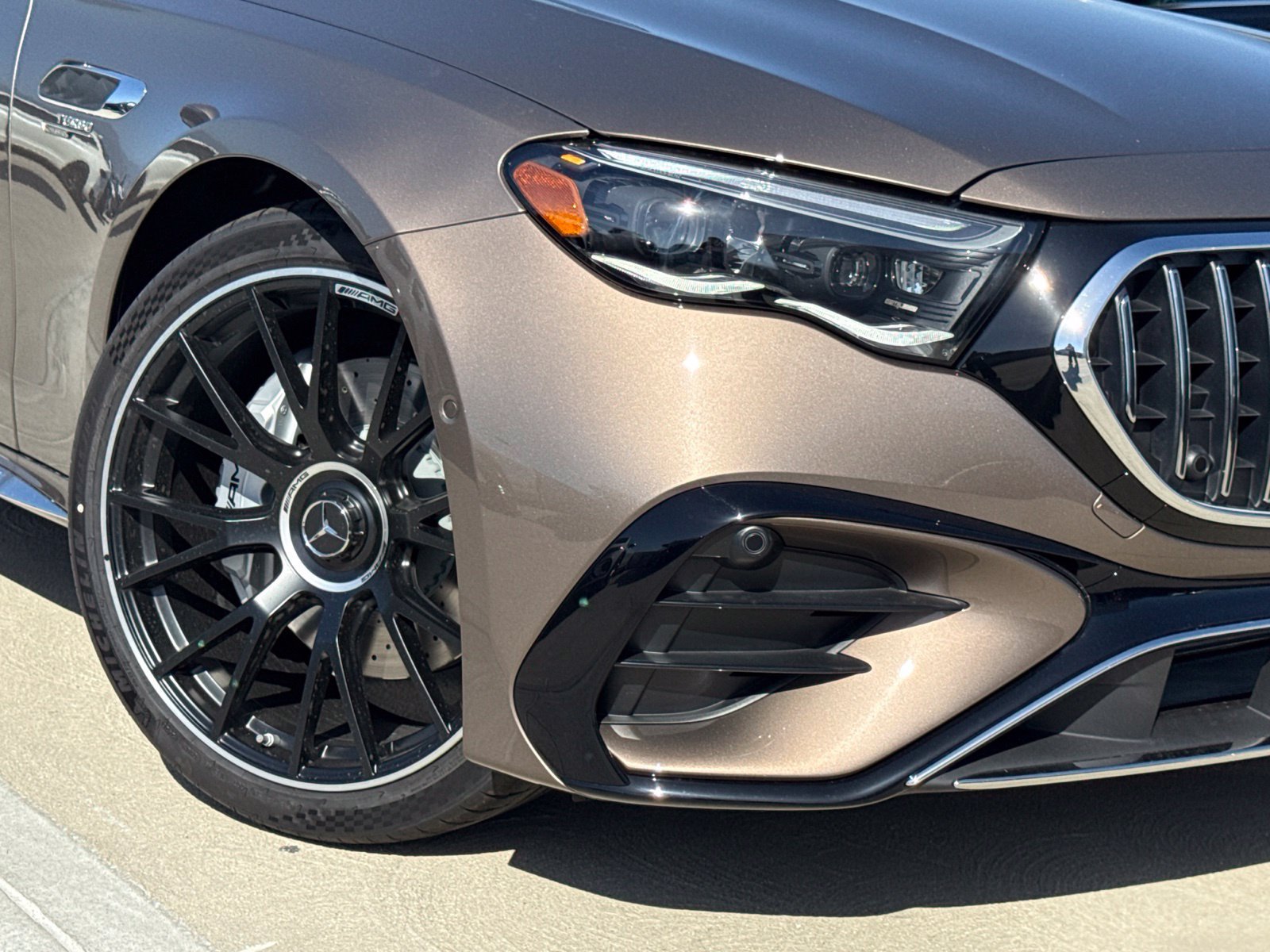 New 2027 Mercedes-Benz E 53 AMG e 4MATIC Sedan image 4