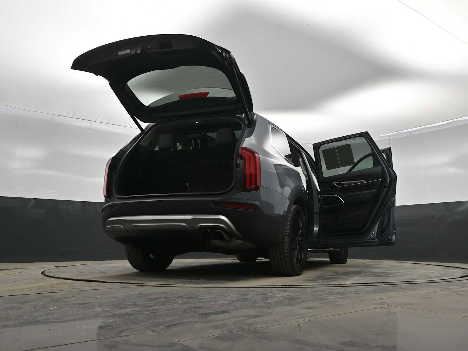 Used 2020 Kia Telluride SX w/ SX Prestige Package image 43