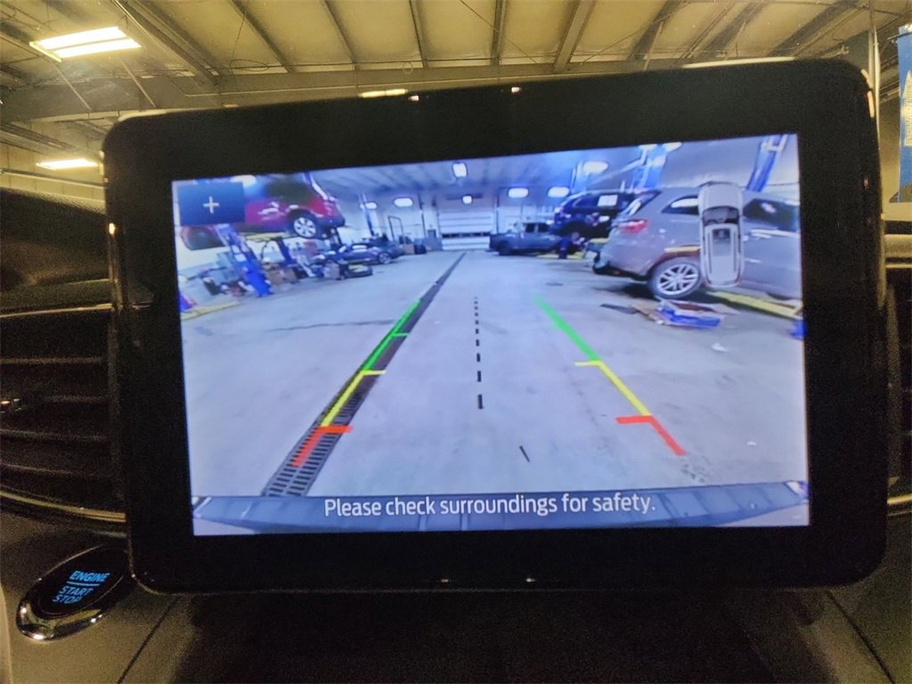 Used 2022 Ford Explorer XLT w/ Equipment Group 202A image 18