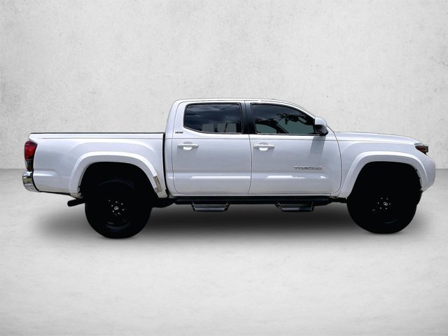 Used 2020 Toyota Tacoma SR5 RWD image 5