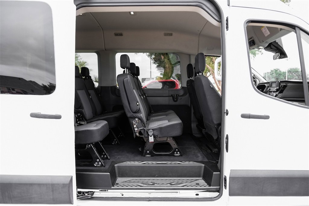Used 2021 Ford Transit 350 XLT image 38