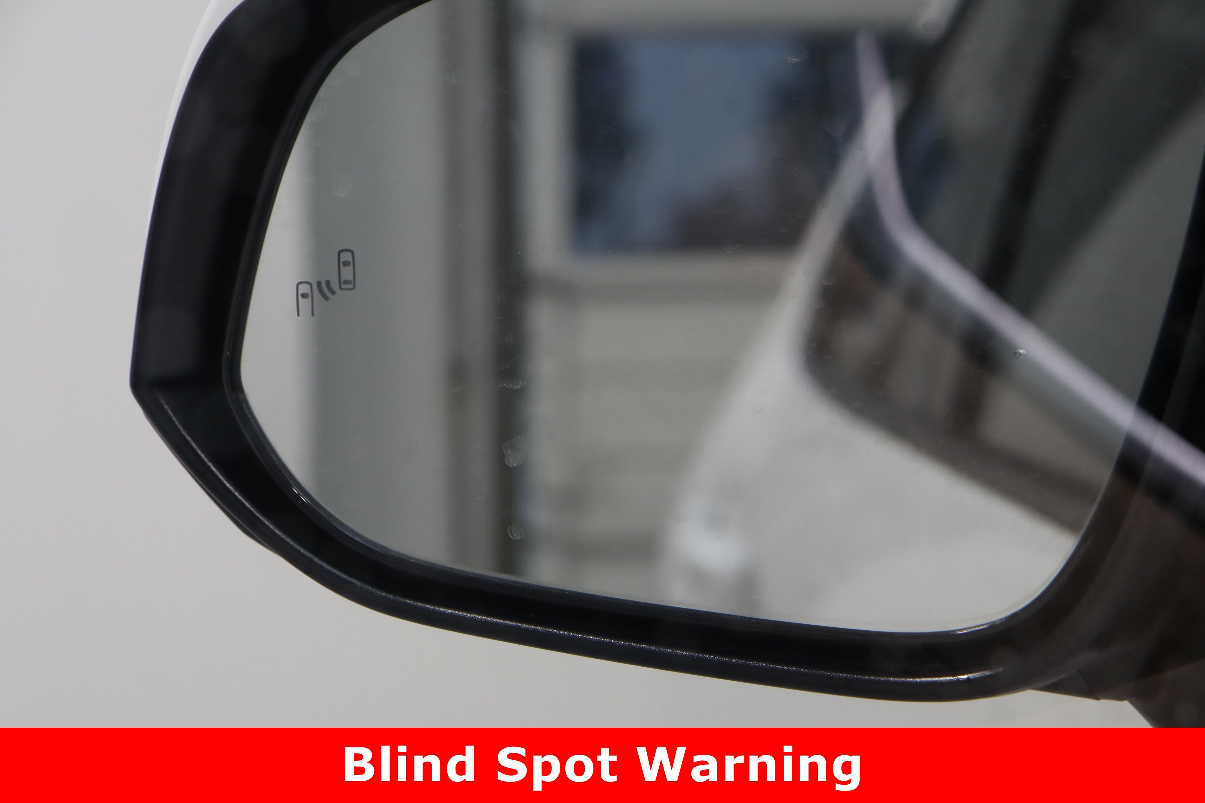 Used 2021 Toyota RAV4 XLE image 22