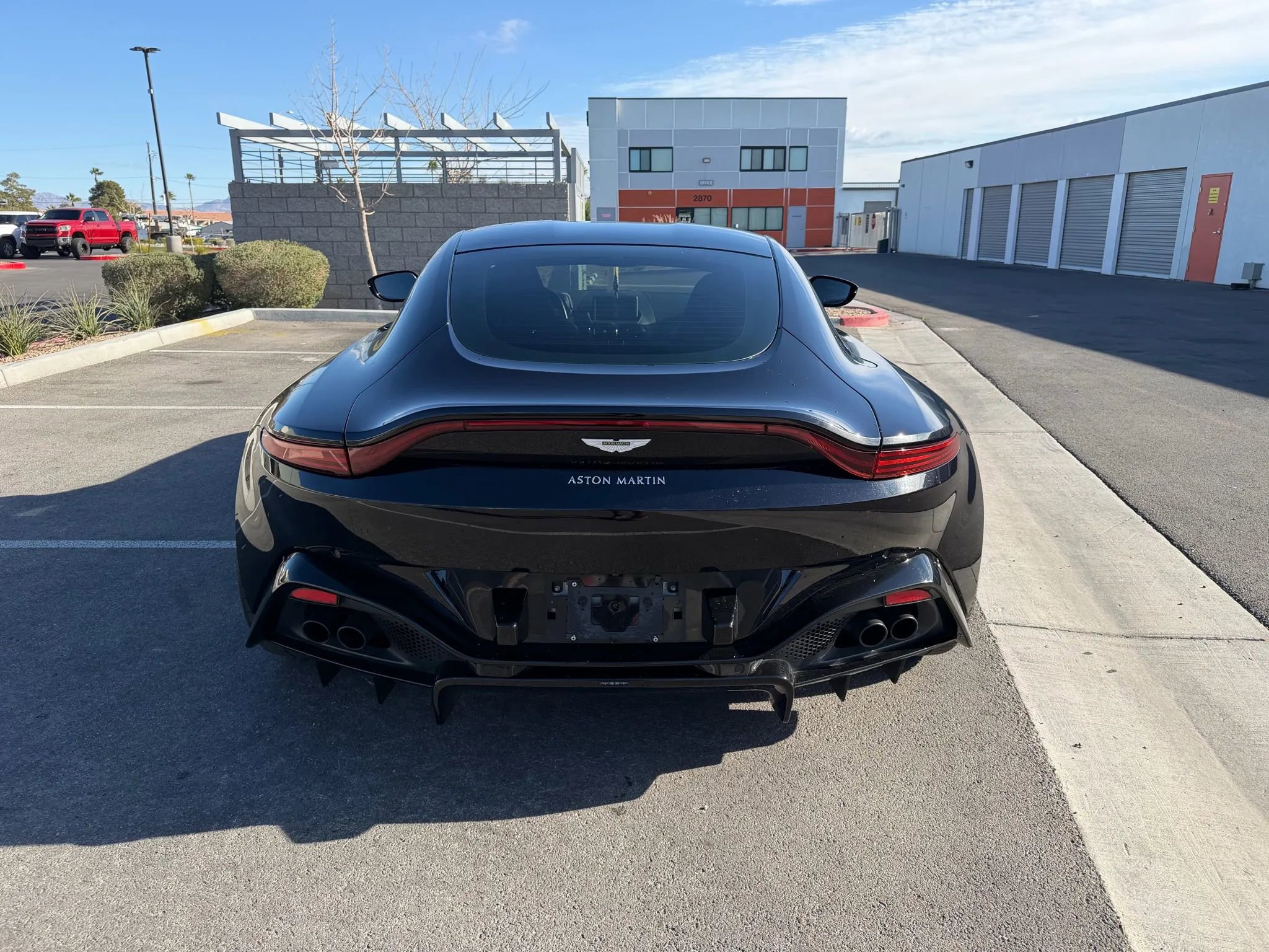 Used 2019 Aston Martin V8 Vantage Coupe image 5