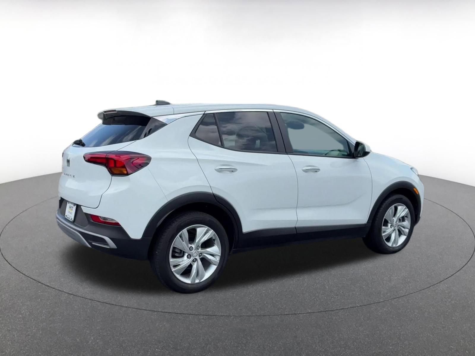 Used 2025 Buick Encore GX Preferred FWD image 13