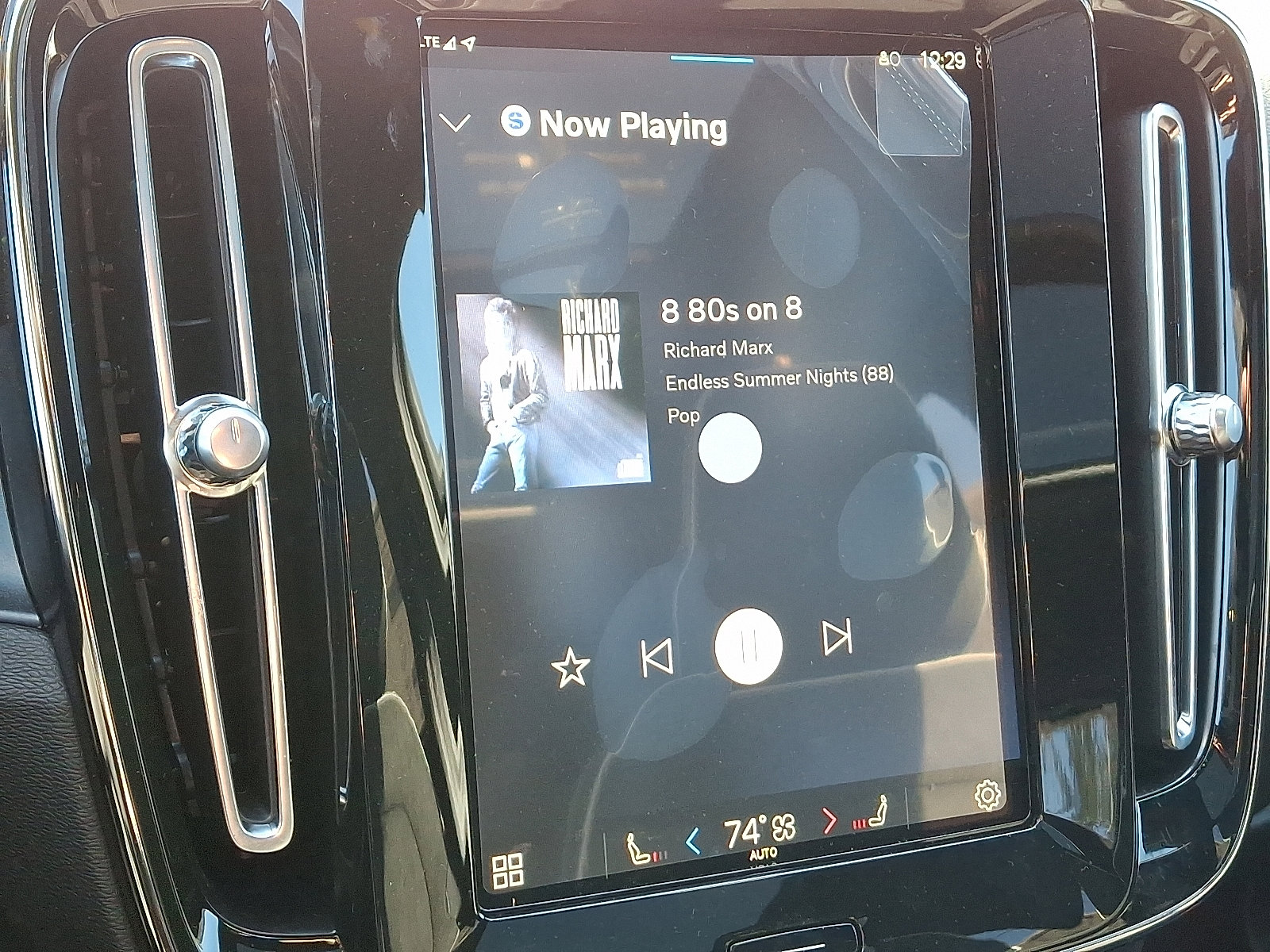 Certified 2023 Volvo XC40 Recharge Plus w/ Protection Package Premier image 16