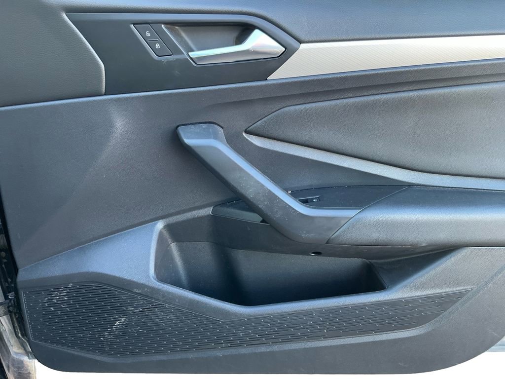 Used 2019 Volkswagen Jetta S w/ Driver Assistance Package image 16