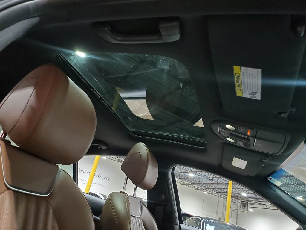 Used 2021 Genesis G70 3.3T RWD image 15