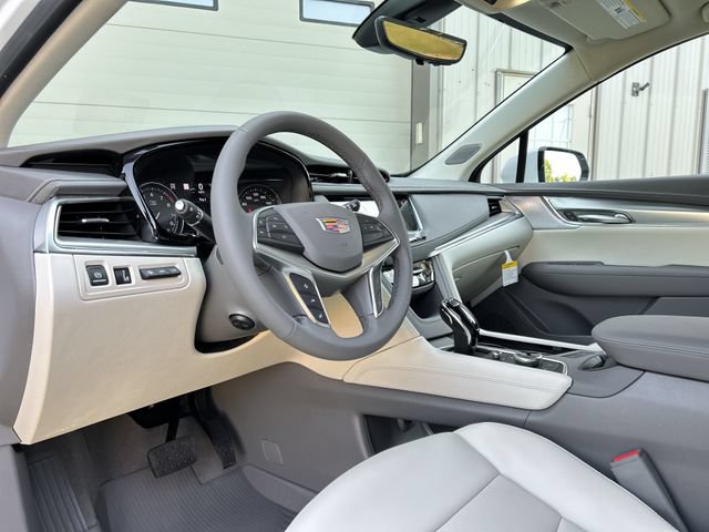 New 2026 Cadillac XT5 Premium Luxury w/ Driver Assist Package AWD/4WD image 24