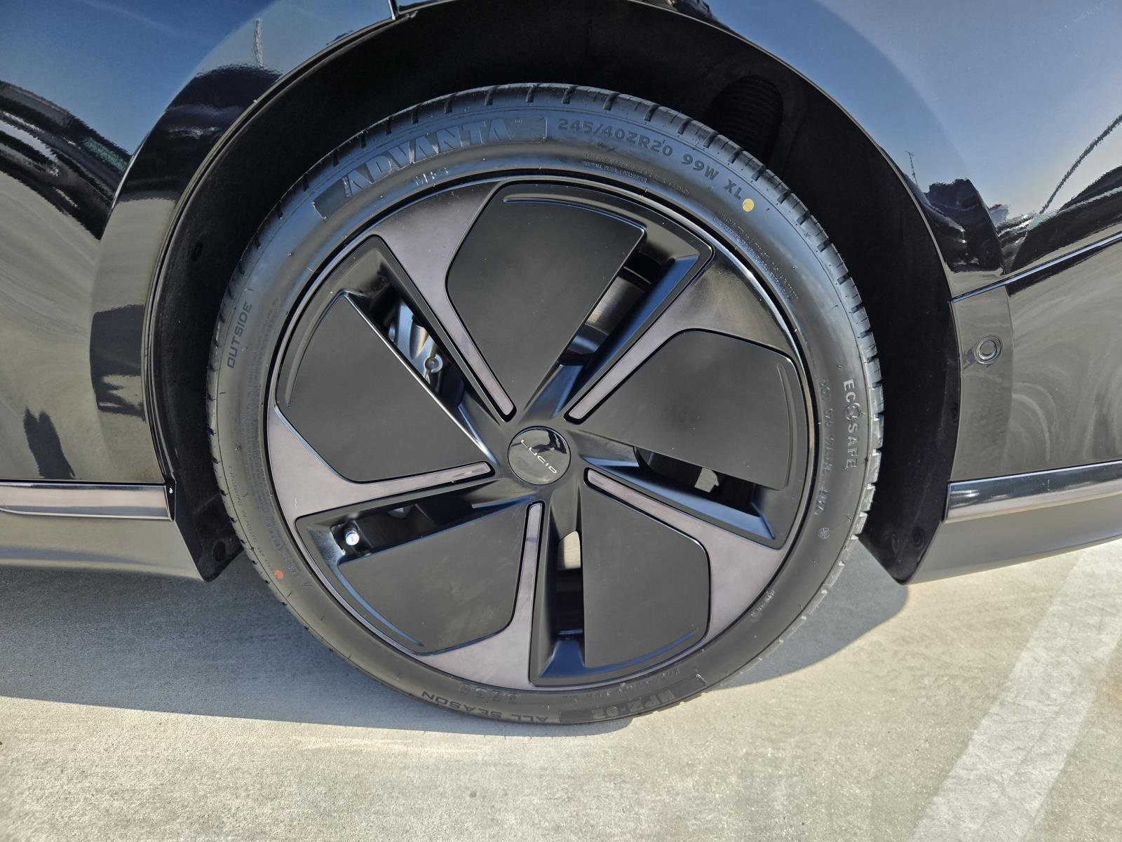 Used 2024 Lucid Air Pure image 28