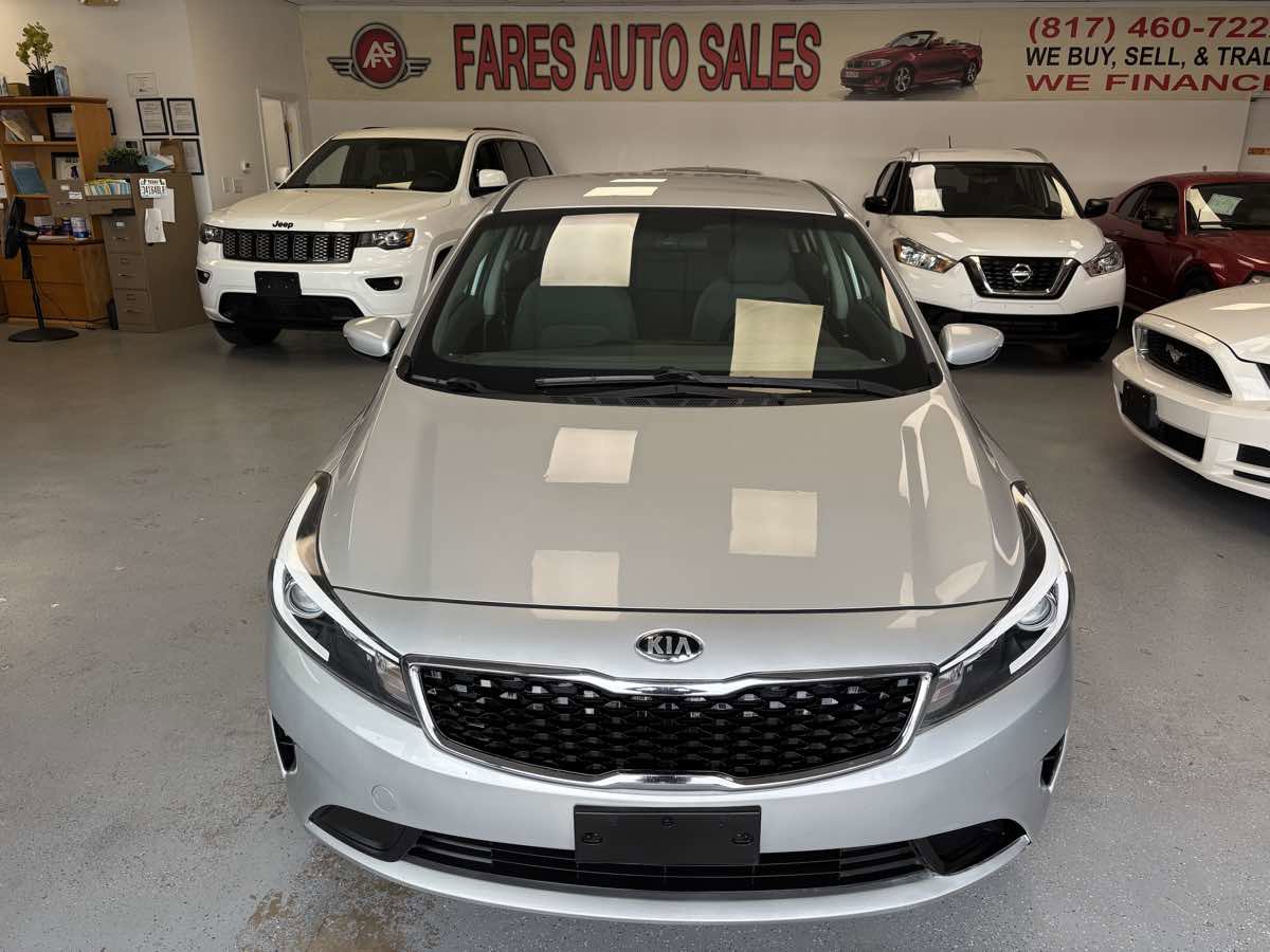 Used 2018 Kia Forte LX image 1