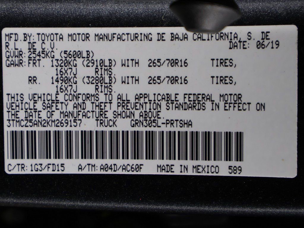 Used 2019 Toyota Tacoma TRD Off-Road image 40