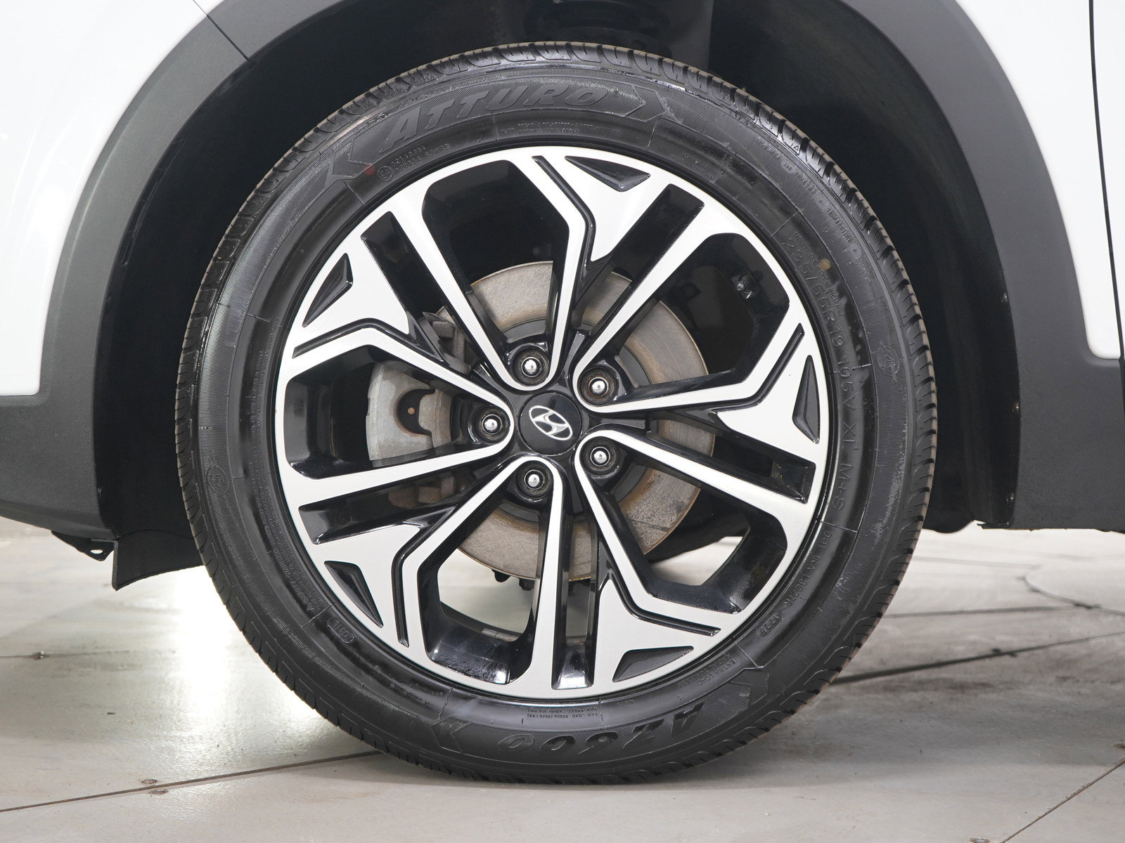 Used 2020 Hyundai Santa Fe SEL image 30