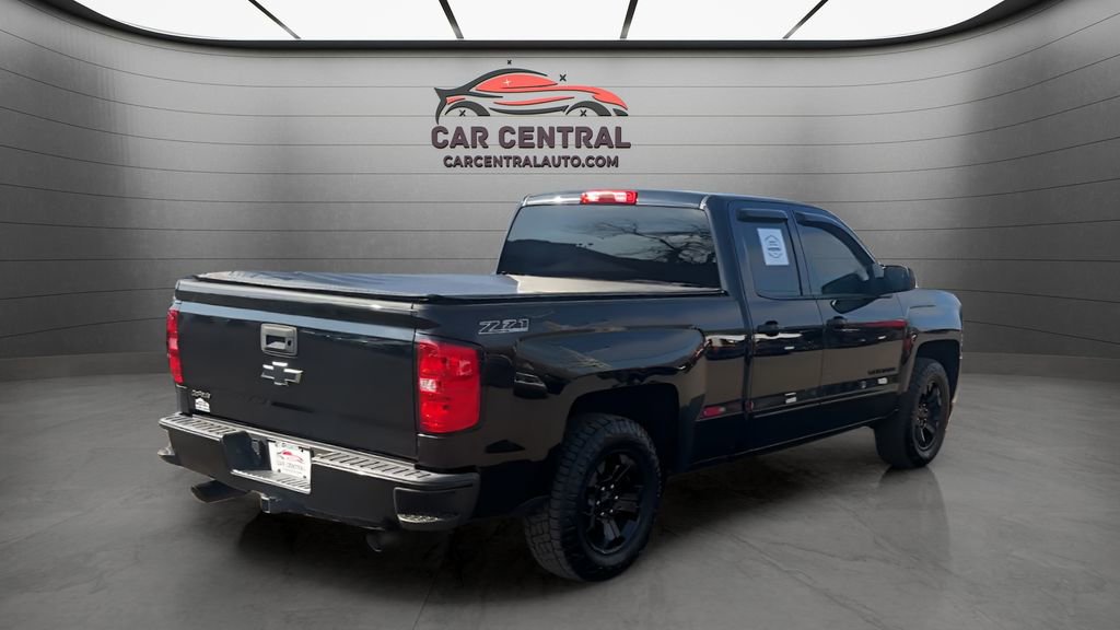 Used 2018 Chevrolet Silverado 1500 LT w/ All Star Edition image 5