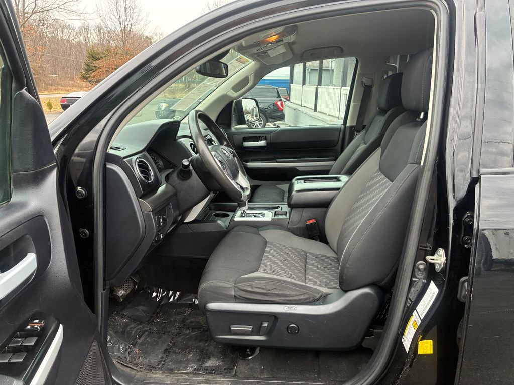 Used 2020 Toyota Tundra SR5 w/ TRD Off-Road Package image 22