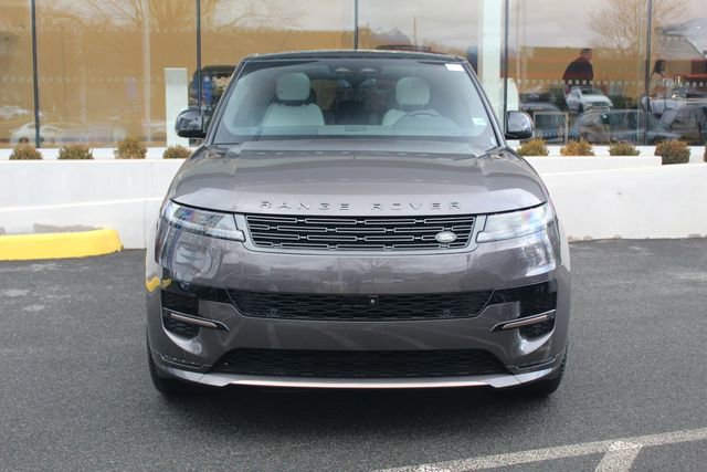 Used 2025 Land Rover Range Rover Sport Dynamic SE image 8
