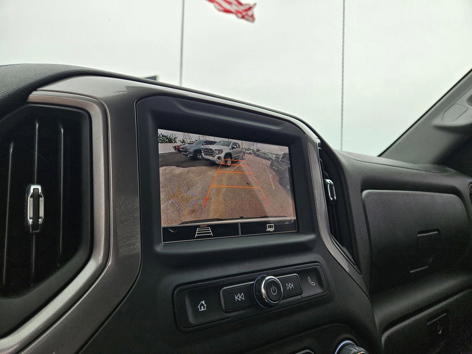 Used 2025 Chevrolet Silverado 1500 W/T w/ Trailering Package AWD/4WD image 16